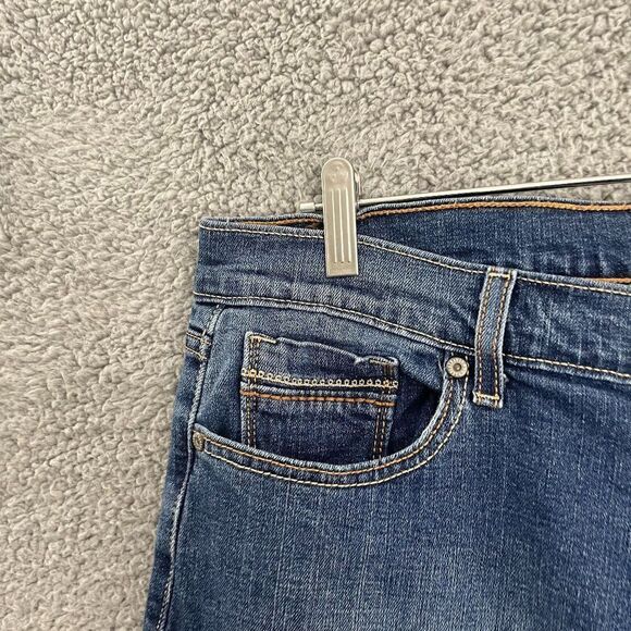 Levi's 515 Jeans Women 16 Blue Dark Wash Casual Bootcut‎ Denim - Picture 2 of 10